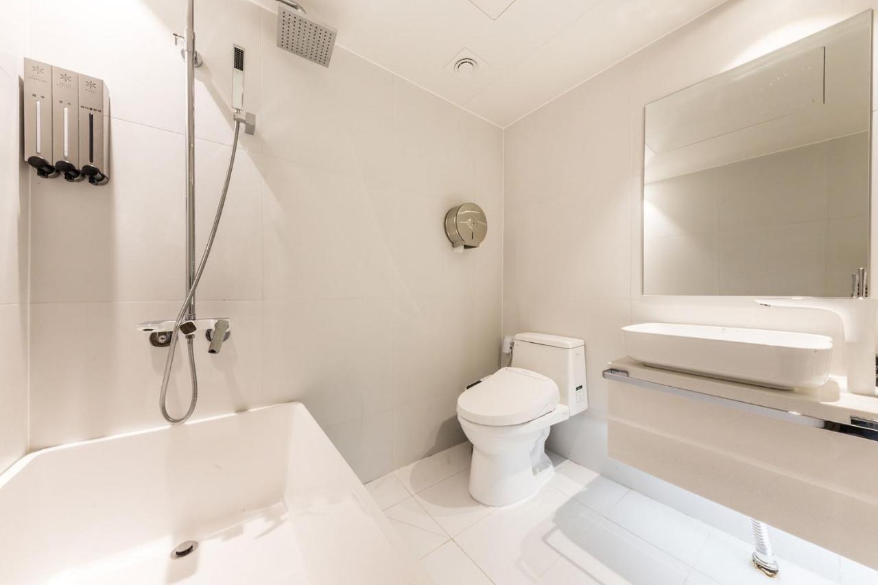 Forestar Hotel Sinchon Seoul Exterior photo